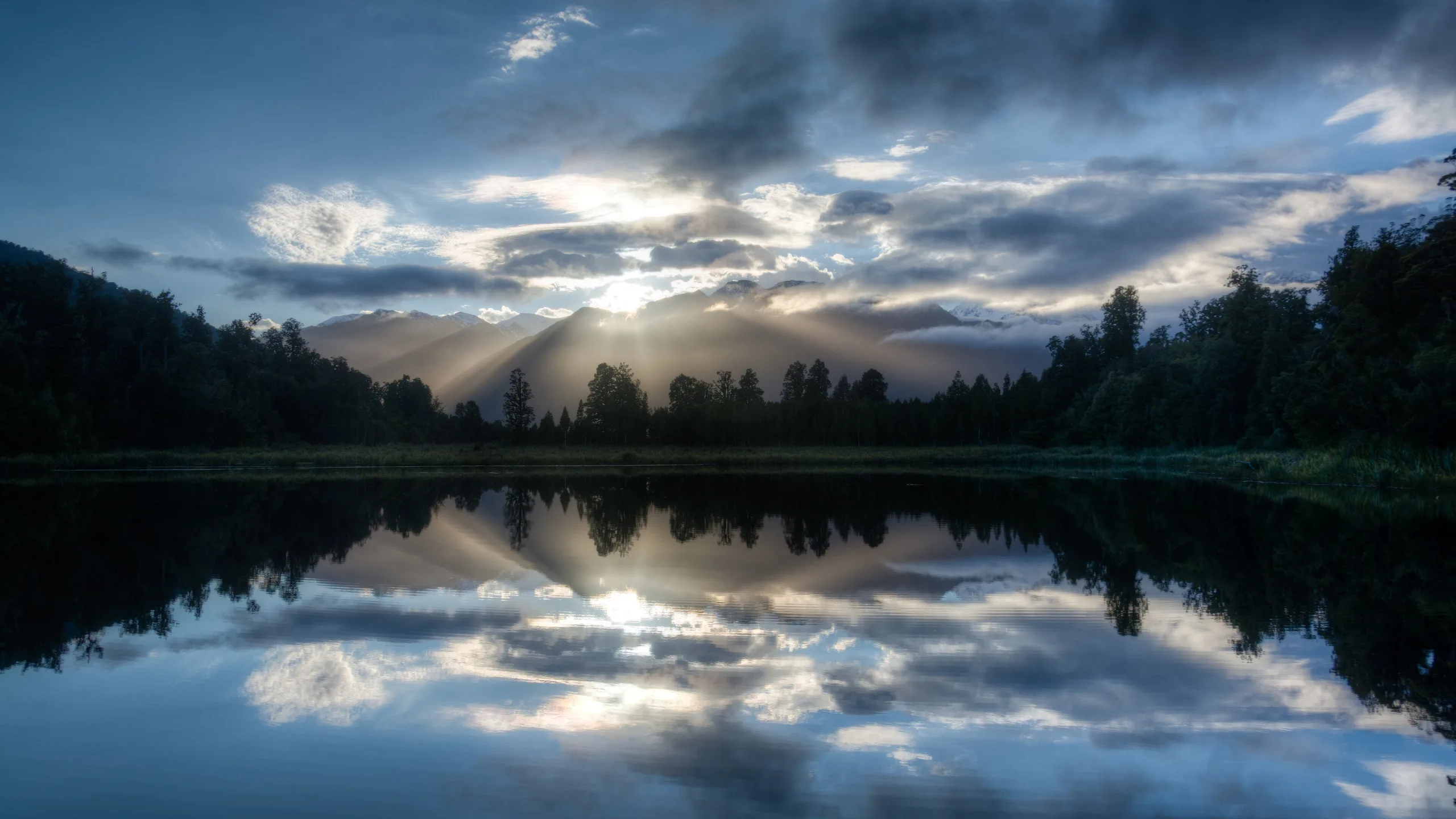 Lake Matheson