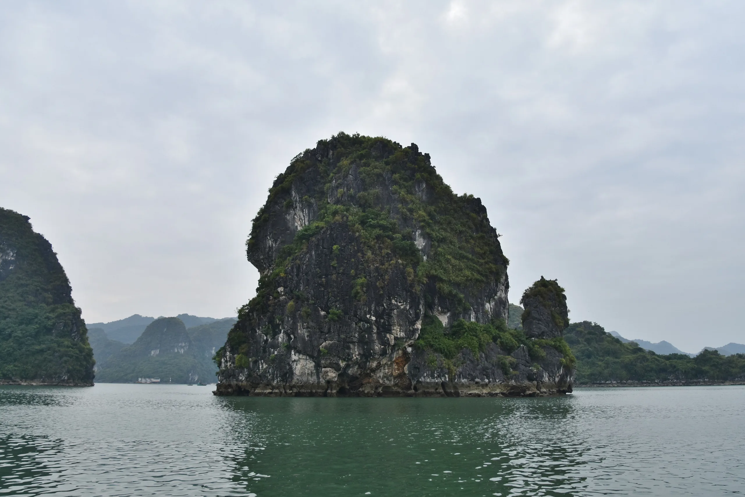 Hạ Long Bay